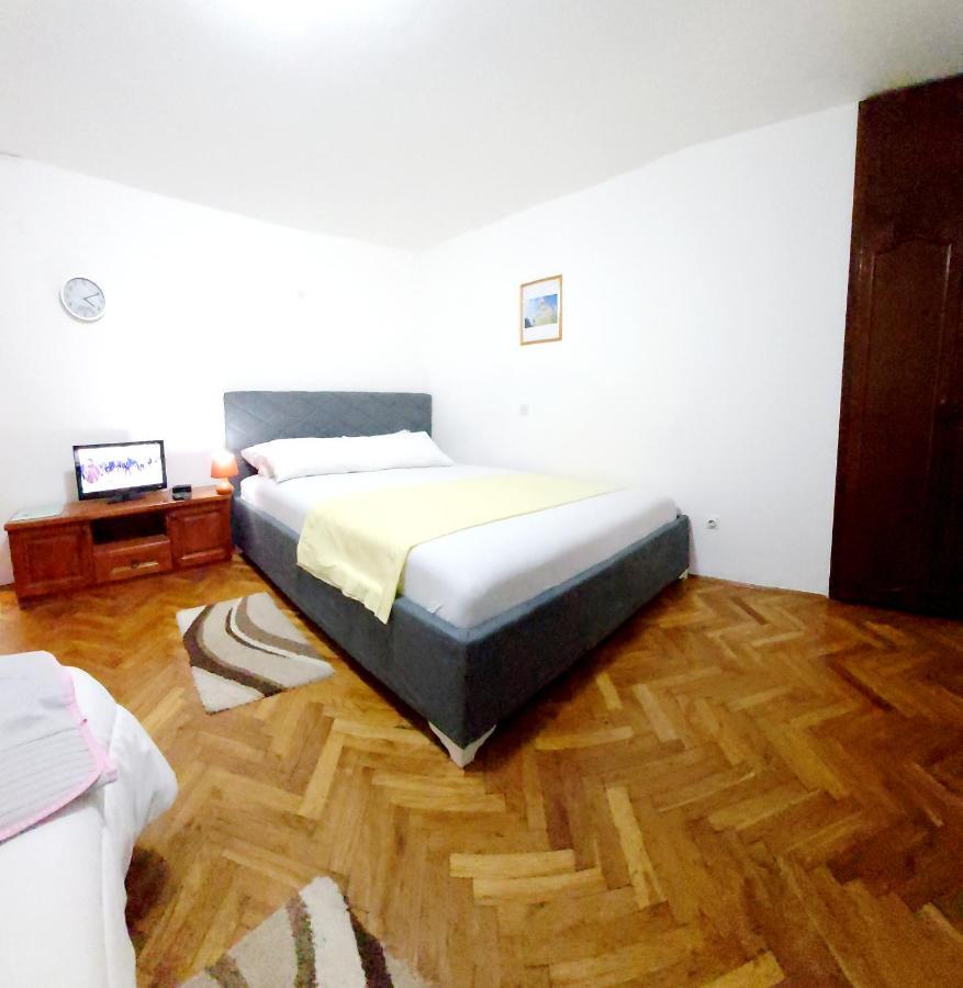 Bravo Apartmani Будва Екстериор снимка
