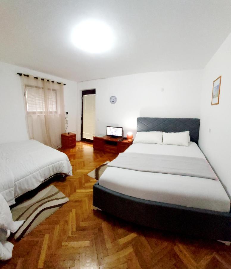Bravo Apartmani Будва Екстериор снимка