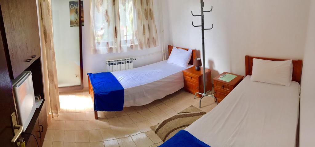 Bravo Apartmani Будва Екстериор снимка