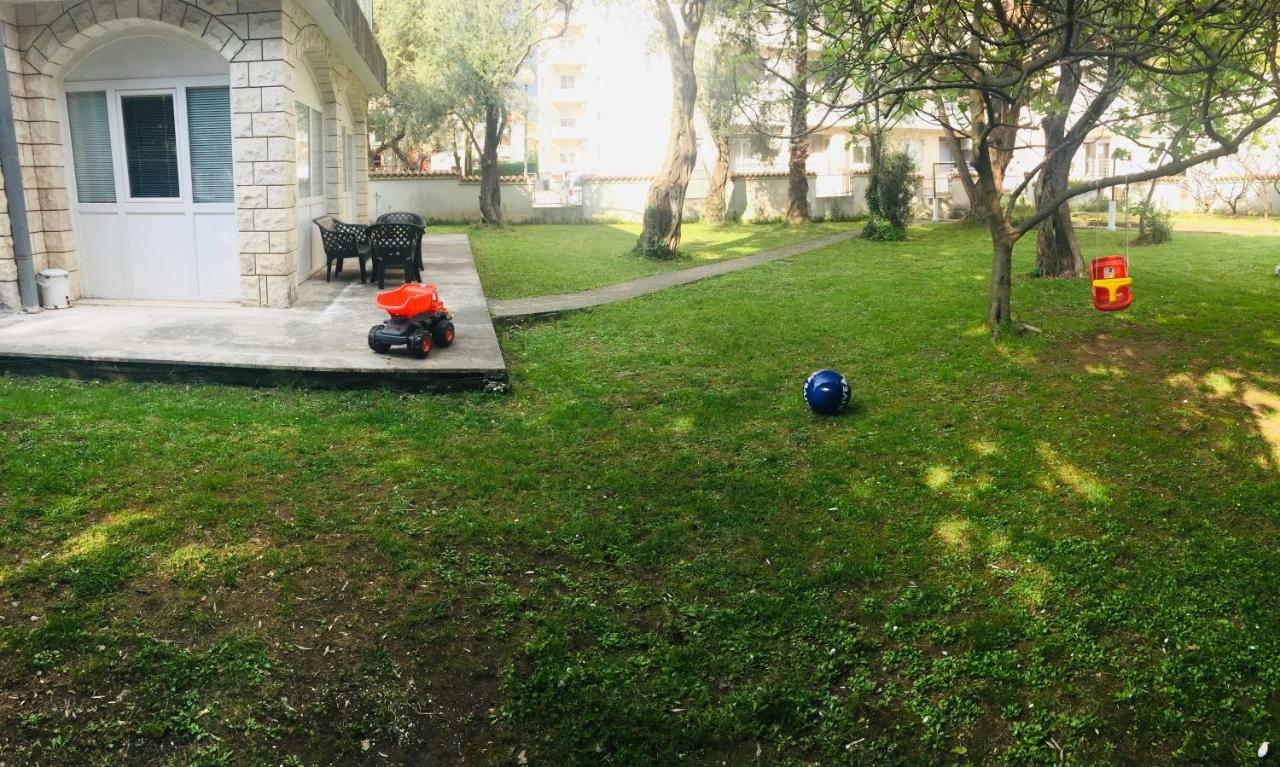 Bravo Apartmani Будва Екстериор снимка
